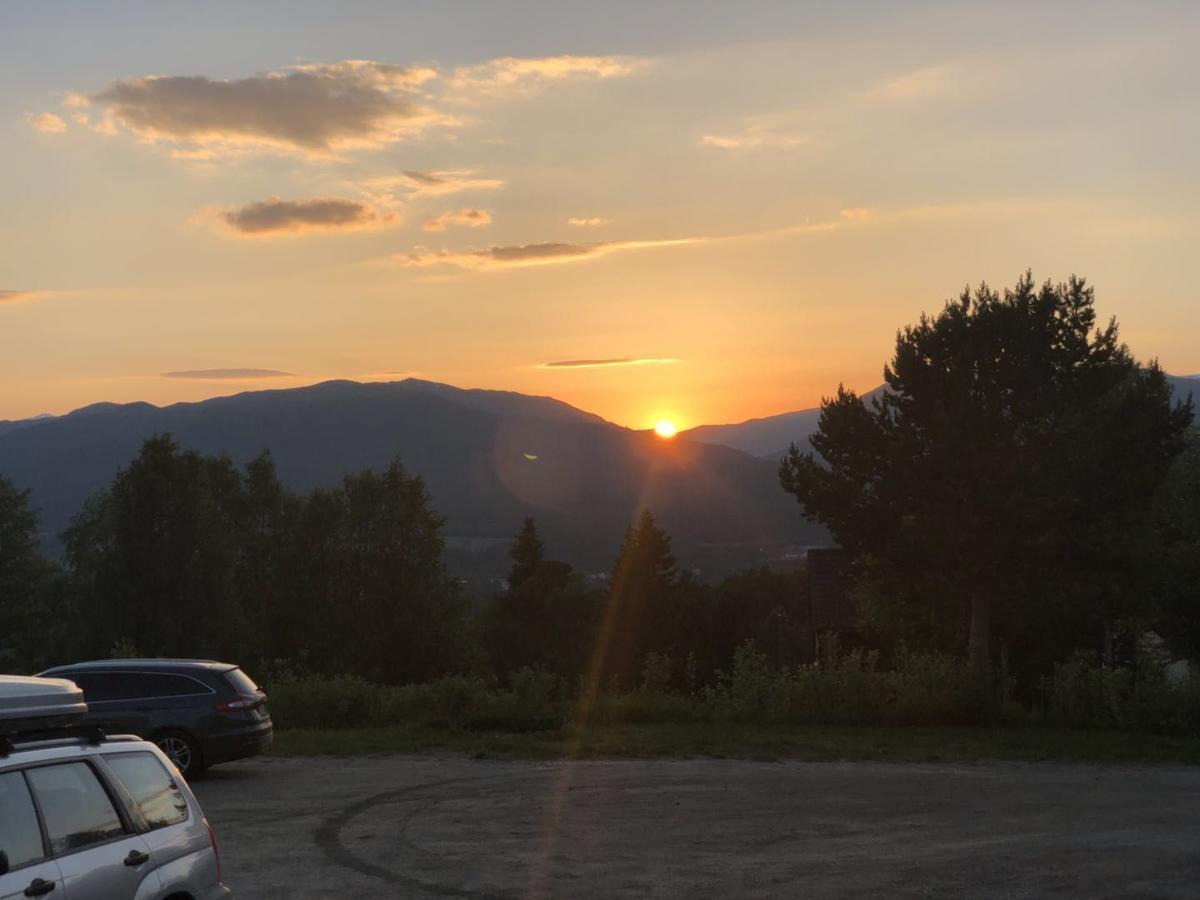 Dombas Gjestehus Dış mekan fotoğraf